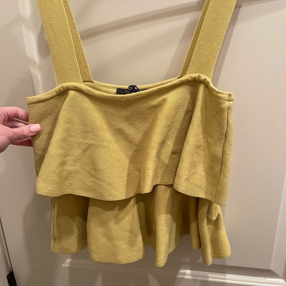 Fore green top! Size S! Bought at a boutique but never worn!!!!
